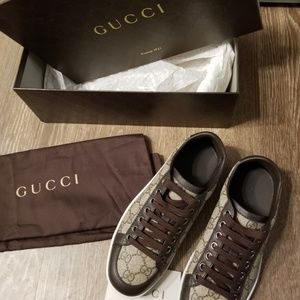 Gucci Tessuto GG Sneakers size 35 (5-5.5)